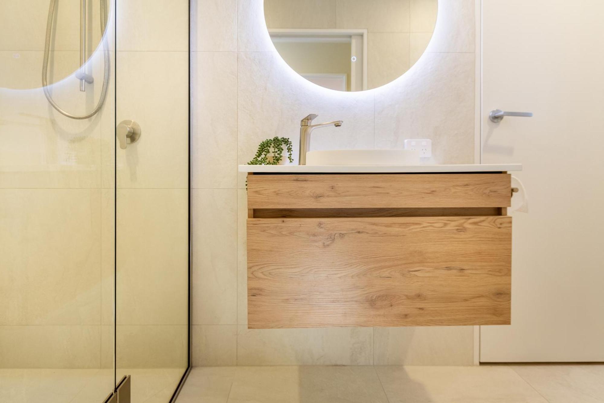 Luxury Beachside Living Elegant 3-Bedroom Haven Christchurch Kültér fotó