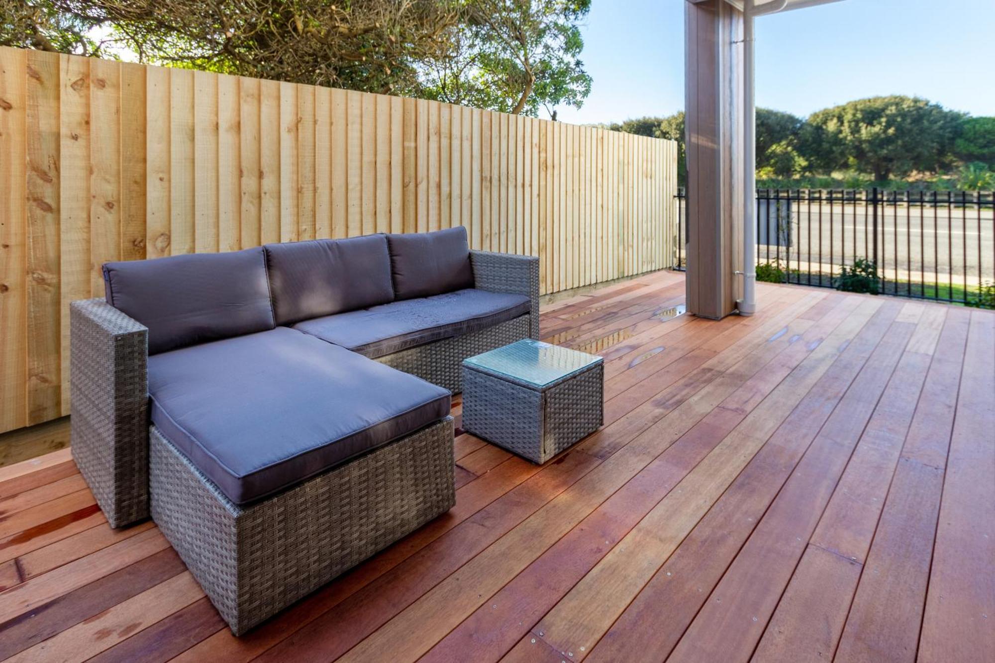 Luxury Beachside Living Elegant 3-Bedroom Haven Christchurch Kültér fotó
